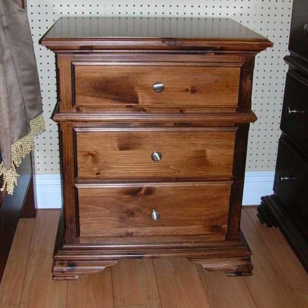 Pine Rideau Collection 3 Drawer Night Stand